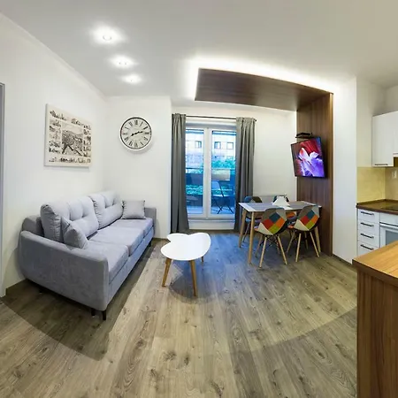 아파트 Rooftop Ii. 코시체